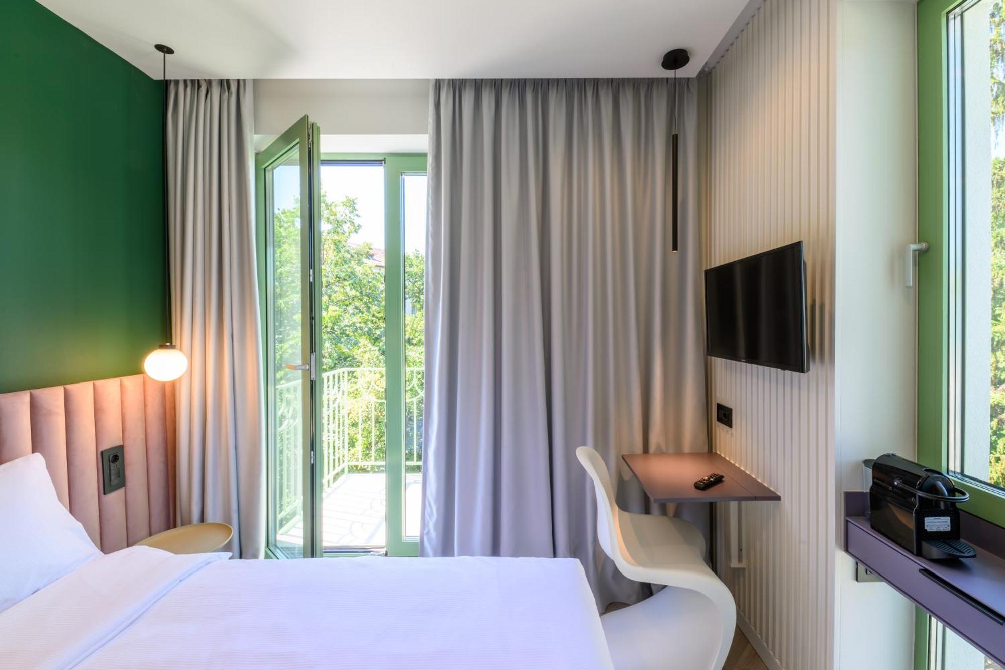 Luna Residence Villa Timisoara Exterior photo